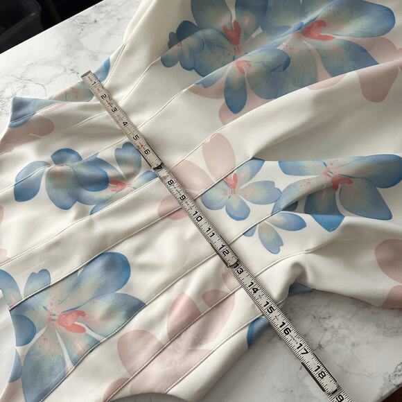 Calvin Klein Scuba Sleeveless Fit n Flare Cream Blue Floral Dress Womens Size 12 - Picture 9 of 10